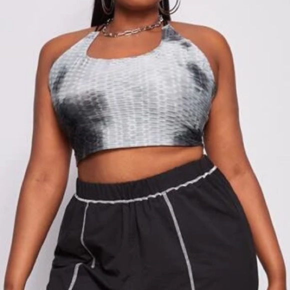 Plus Crisscross Tie Dye Textured Halter Top - Picture 3 of 4